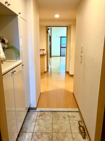 【ダイアパレスサンポート高松の玄関】