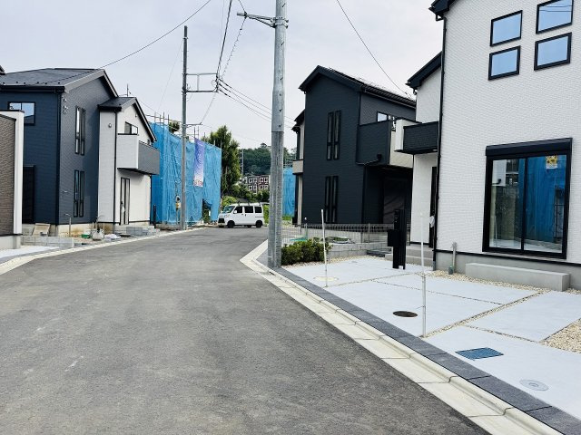 ～西側6ｍ道路に面しています～