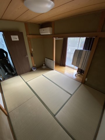 豊かな自然光が差し込み、風通しも◎