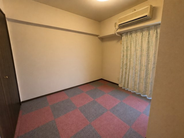※画像加工による家具消しを行っております。実際の室内と一部異なる可能性があります。