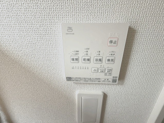 機能豊富なバス乾燥機は室内干しの強い味方になります