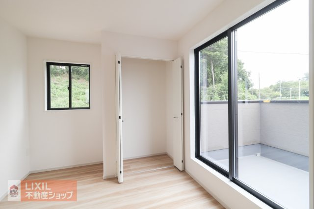 各お部屋にしっかりとした収納を確保。余計な家具を置く必要がないため、お部屋を広々と有効に使えます。適材適所に収納があります。