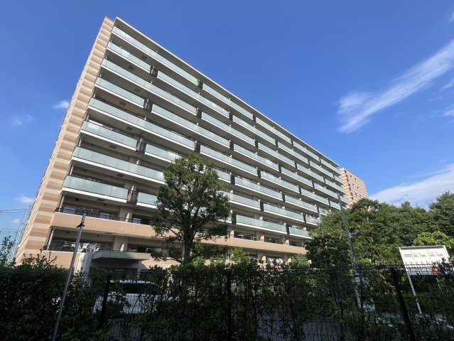 「住環境」「利便性」「設備充実」「共用施設充実」「セキュリティ」すべて良好な大規模マンションマンション！