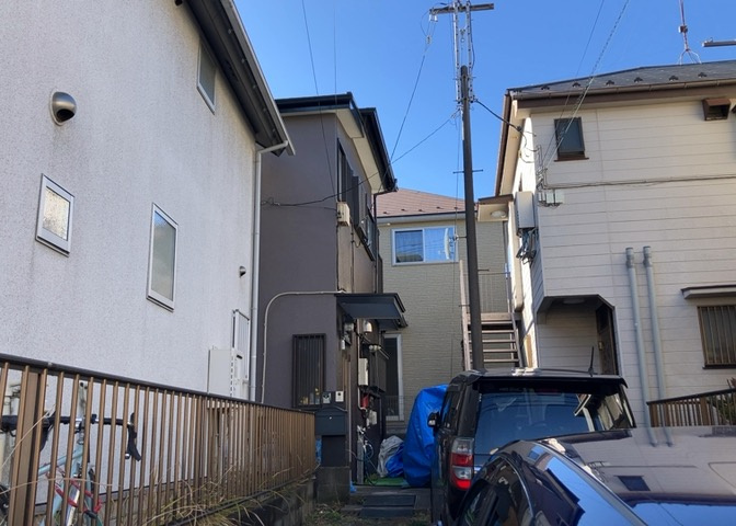 両面バルコニーは、バルコニーそのものの機能というよりかは設置の仕方による名称です。複数のバルコニーを東西や南東などの相対する場所に設置することで、通風や採光が確保しやすくなるというメリットがあります。