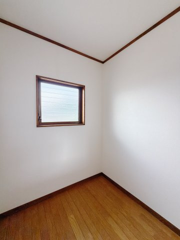 ■納戸｜収納としても◎趣味楽しむお部屋としても◎使い方はそれぞれです♪