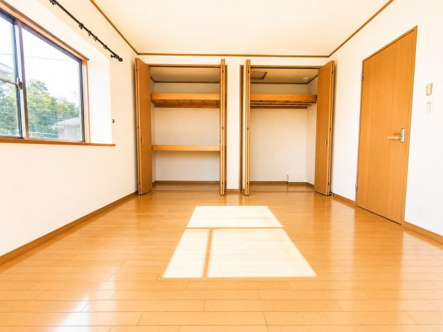 とっても広々8帖！！更に収納力もすごい！　デジタル加工された写真です。