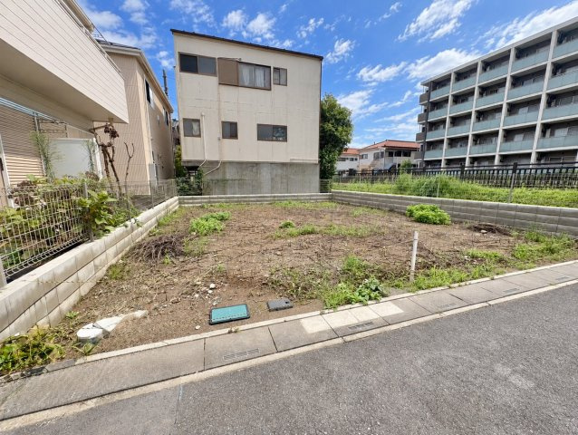 敷地約28坪・建築条件付き売地！東武スカイツリーライン「獨協大学前」駅徒歩約9分、交通アクセス良好です！