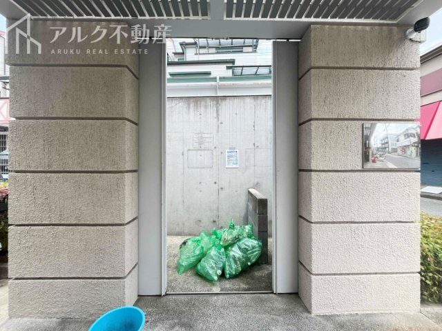 ゴミステーション