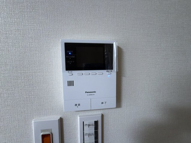 【防犯】TVモニター付きインターホン、防犯にも安心です♪