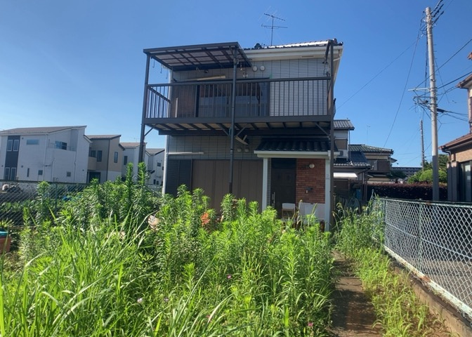 家を建てる前提で土地を探している場合、地盤の丈夫さは譲れない条件の一つです。地盤が脆弱だと追加工事が必要となります。また、過去に地盤沈下や液状化現象を起こした土地は、できるだけ避けた方がいいでしょう。
