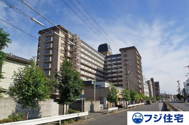 外観：327002215667