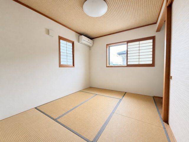 ◆畳の上でゆっくりとくつろげる和室です◆　※家具・小物はAIで消しています
