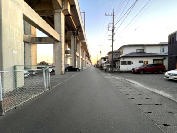 前面道路含む現地写真