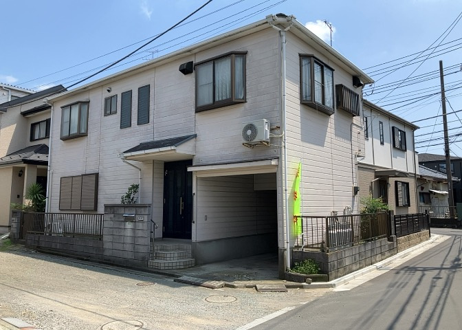 お持ちの車種によっては前面道路が広い方が便利でしょう。しかし、前面道路が広ければその分交通量が多くなるため、騒音などが気になる場合があります。実際に現地を見学し、周辺交通量や騒音などを確認しましょう！