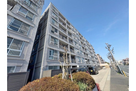 甲子園第8コーポラスB棟の外観