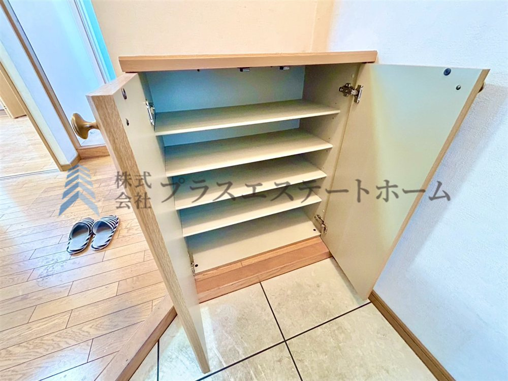 居住スペースのシューズボックス♪