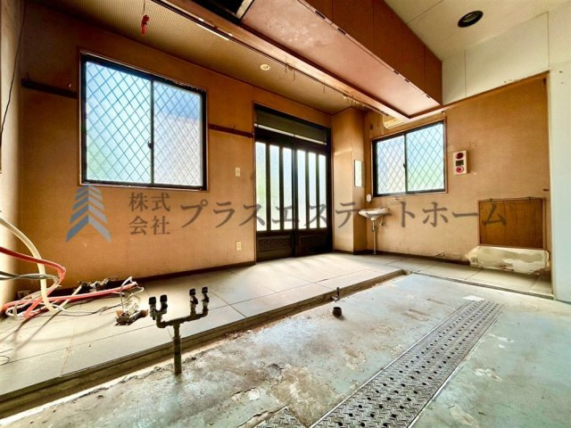 小さい方の店舗部分♪