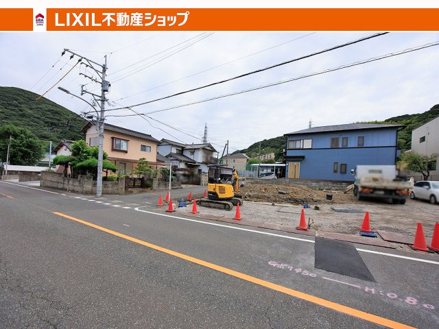 角地西側公道　接道7.2ｍ　幅員9.5ｍ/北側公道　接道13.1ｍ　幅員6ｍ