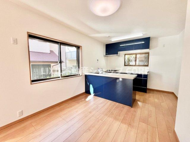 家族と過ごす時間を大切にしたい方にちょうどいいゆとりある住空間です。　