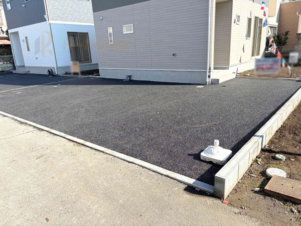 【筑西市下川島第2 新築戸建て 2号棟の駐車場】