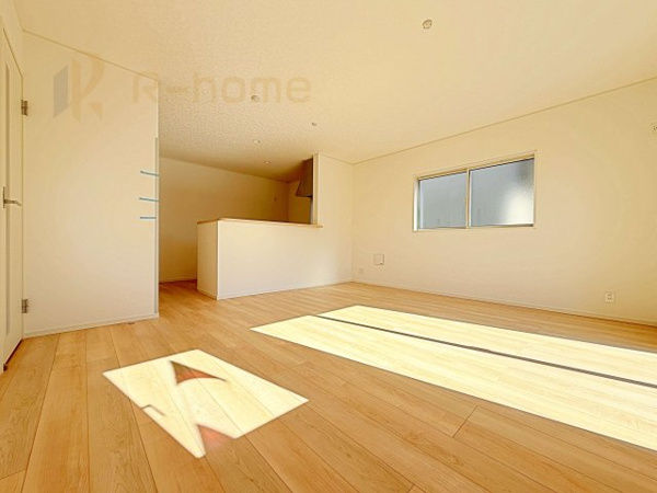 【筑西市下川島第2 新築戸建て 2号棟の居間】