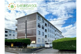 天王台ファミールハイツ２号棟の外観