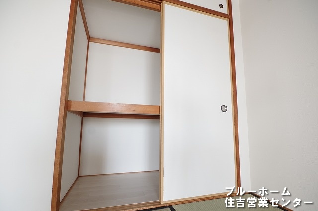和室にある大きな押入収納です！