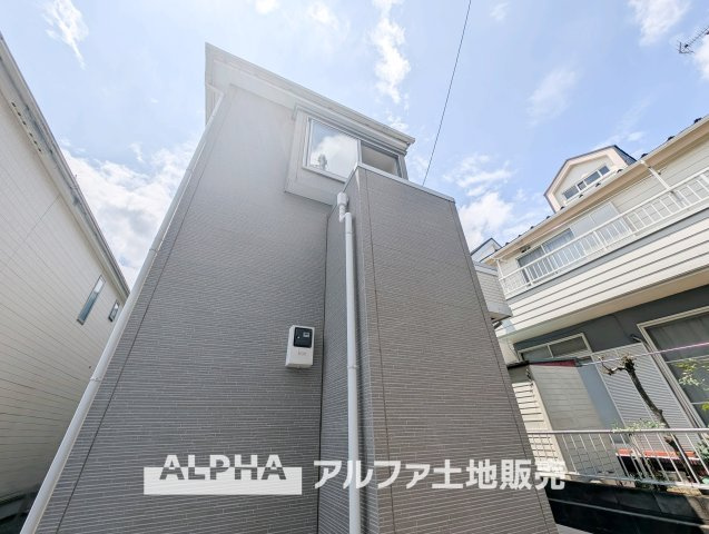 【Morning　Light】◆朝の光から始まる暮らし◆　やわらかな光が差し込む住まい。ここで迎える朝が、慌ただしい日常に少しの余裕と穏やかな時間を届けてくれる。