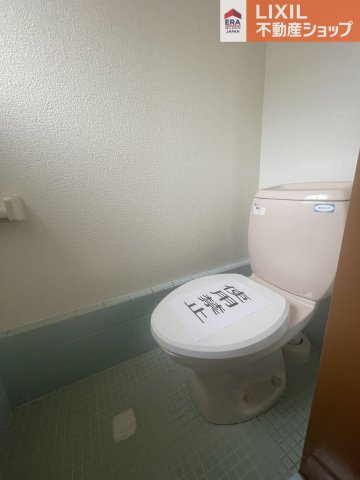 ゆったりとした空間のトイレです