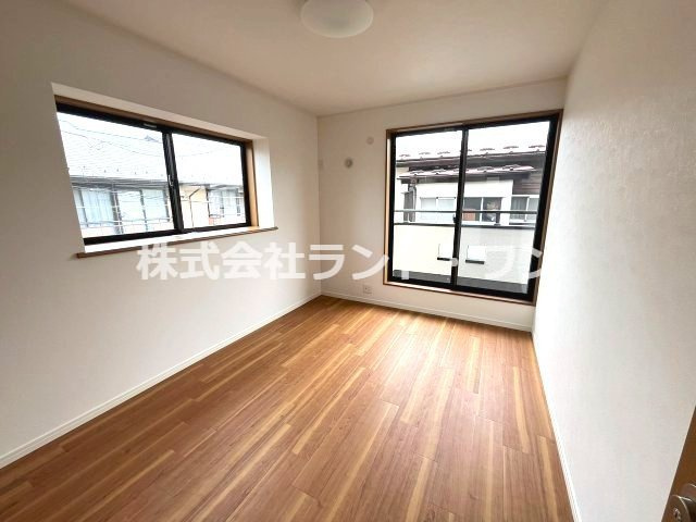 東側洋室5.5帖