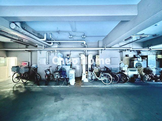 【自転車置き場】最新の空き状況や費用などの詳細は担当スタッフまでお問い合わせください。