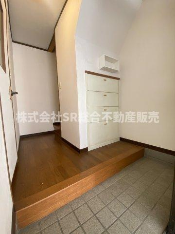 玄関にはシューズボックスもあり広く使えます！
