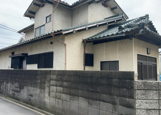 物件の詳細については、現地を見てわかること以外に、役所や法務局などで調べないとわからないことがあります。そのため、現地に行く場合は、もしこの物件を買ったらどのような生活ができるかをイメージしましょう。