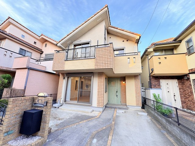 保育園、幼稚園、小学校が徒歩10分以内に揃い子育て環境も良好です。