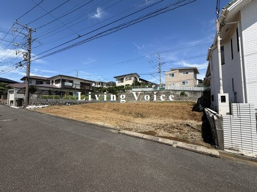 全体　伊勢原市八幡台1丁目　土地（売地）