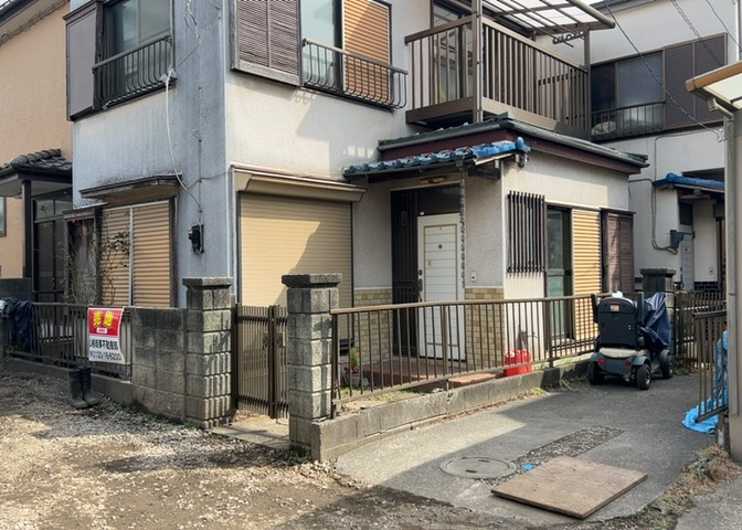 物件の詳細については、現地を見てわかること以外に、役所や法務局などで調べないとわからないことがあります。そのため、現地に行く場合は、もしこの物件を買ったらどのような生活ができるかをイメージしましょう。