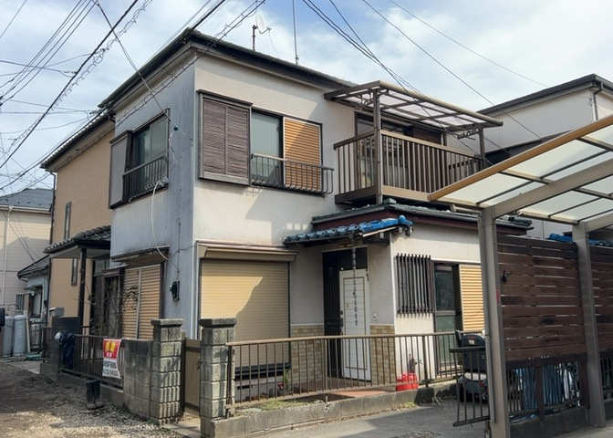 東側道路の場合は居室を南向きに設計しやすいため、朝日が入りやすいというメリットがあります。一方、西側道路も東側同様に居室を南向きに設計しやすいのですが、住宅地だと朝日が入りにくいという弱点があります。
