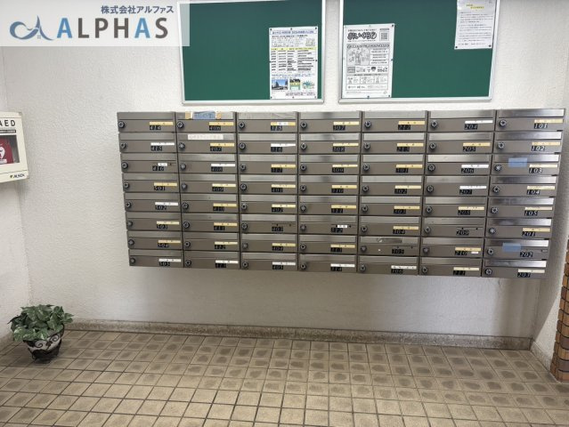 ■エントランスには集合ポストを完備！郵便物の受け取りもスムーズで日々の暮らしを快適にサポートします♪