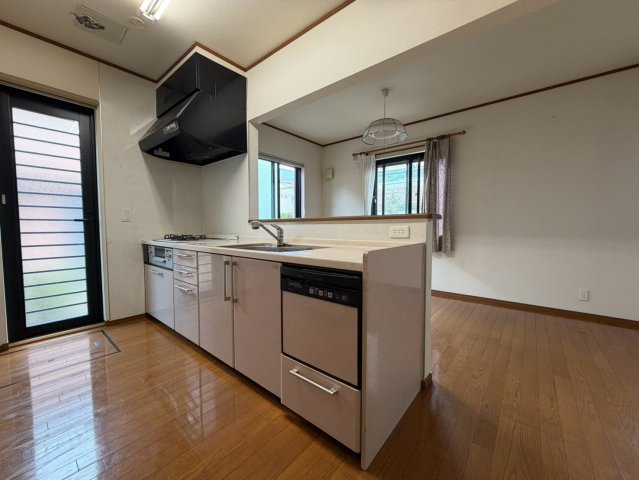 対面キッチン。会話もはずみますね。