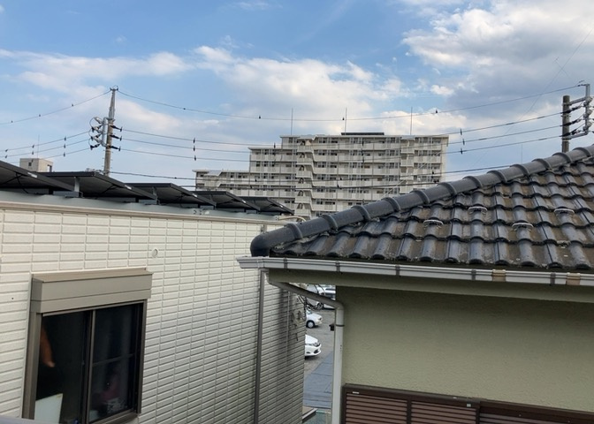 眺望を気にして物件を探す場合、前面に建物が建っていないか現地で確認しましょう！前面に建物があると景色はもちろん、日当たりや風通しにも影響が出てきます。住んだ時のことを想像しながら現地見学をしましょう。