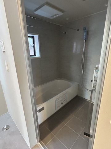 【目黒区下目黒5丁目 新築戸建の浴室】