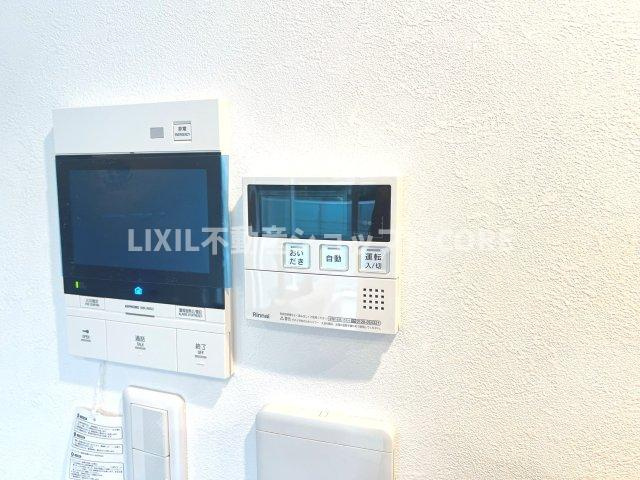 ボタン一つで簡単にお湯張り完了！すぐにくつろぎの時間が過ごせます。