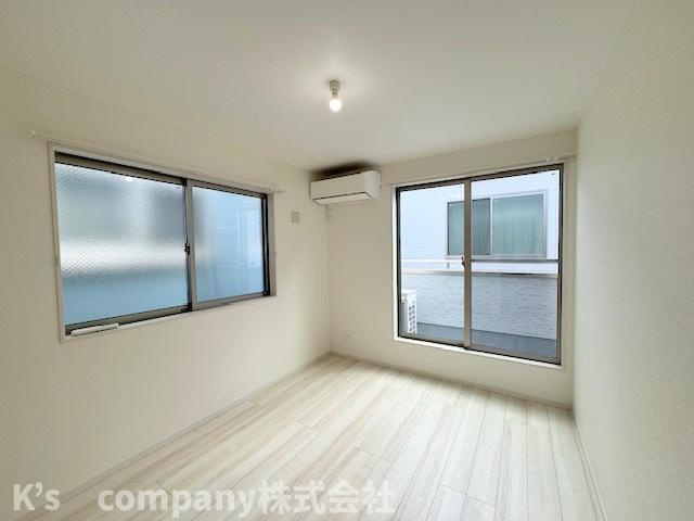 洋室6帖◇お子様のお部屋や趣味のお部屋にいかがでしょうか♪