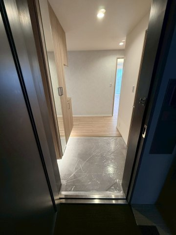 玄関にはシューズボックスあり
