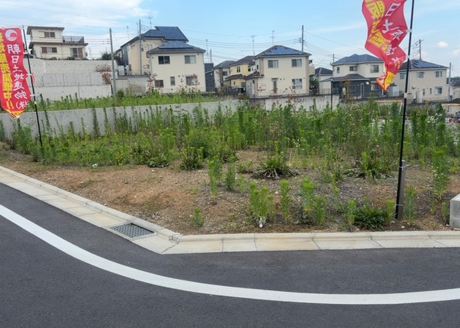 最寄り駅が近いなどの交通アクセスが良い土地だと暮らしやすいですよね。通勤・通学の観点から土地を選ぶことも大切です！自身や家族のライフワークからあったの物件を探しましょう！当社営業がお力になります！