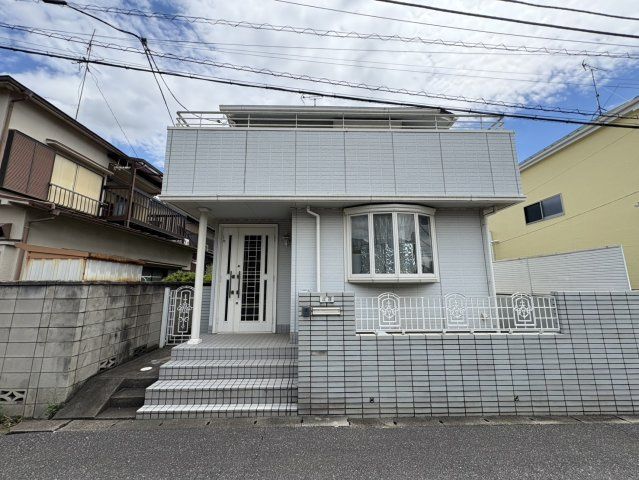 全居室に収納がある2LDK・納戸！キッチン・洗面・浴室がワンフロアにまとまり、家事がスムーズにこなせる間取りです。大和ハウス施工による注文住宅です。