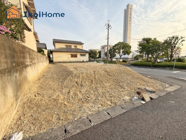 ●年中無休：当日予約可●角地ですので、陽当りもよく開放感がございます。