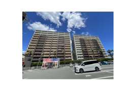 エバーライフパセオ博多南 センターコートの外観