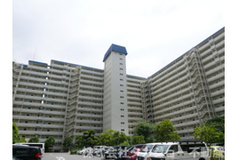 東建検見川マンションB棟の外観