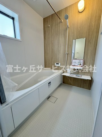 ゆったりくつろげるお風呂です